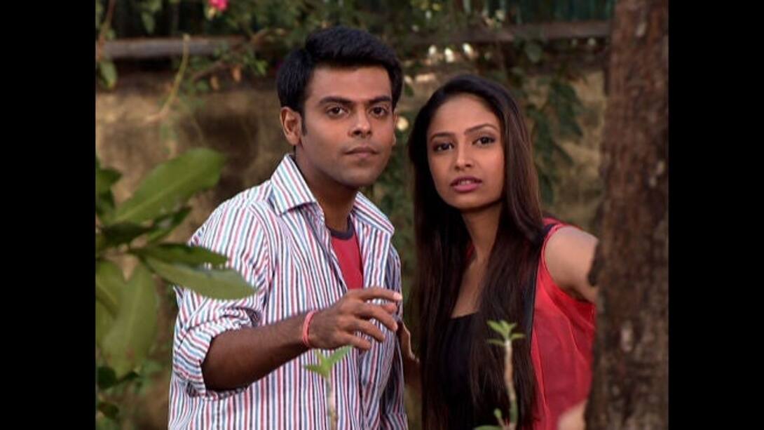 Rajshekhar recites a poem