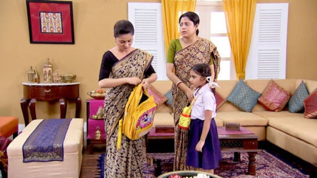 Surekha checks Jhumur's bag