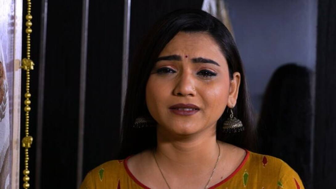 Priyanka emotionally blackmails Raashi