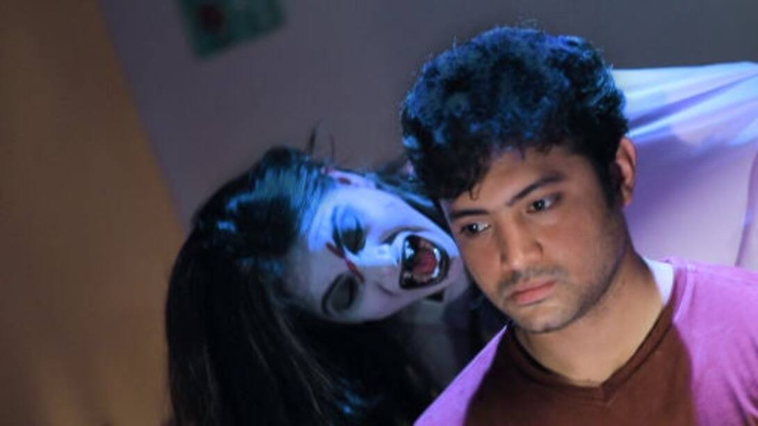 A ghostly woman tries to terrify Arjun