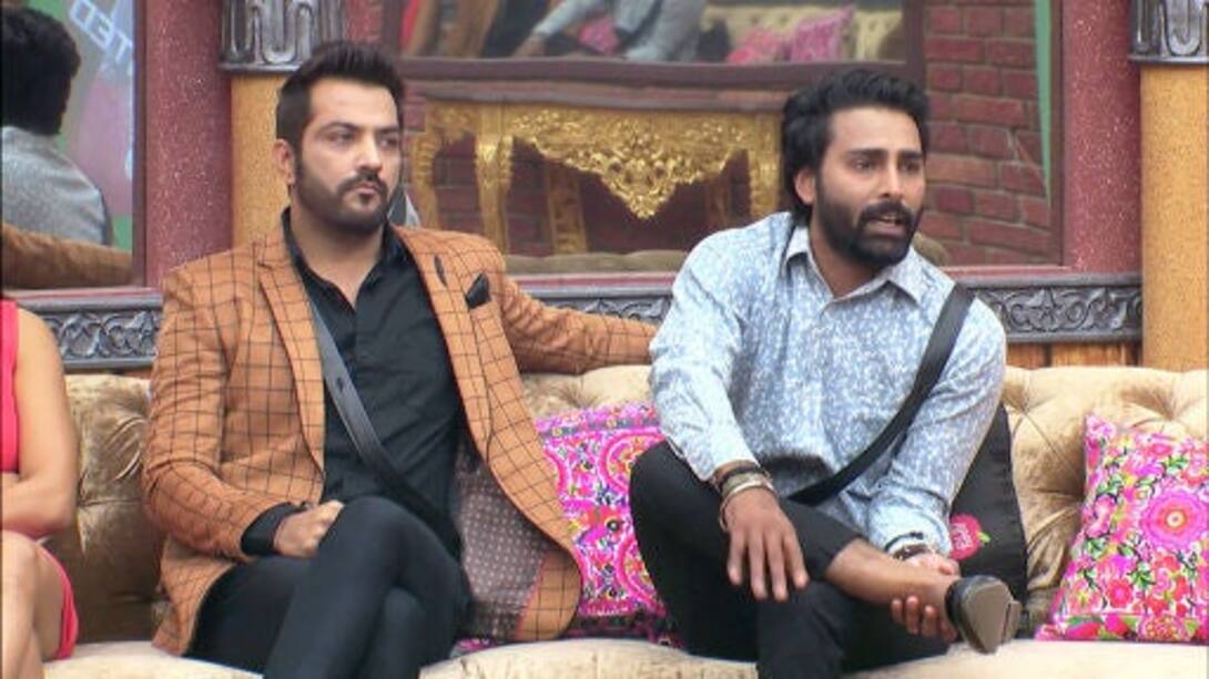 Highlights Day 81: Salman questions Manu and Manveer