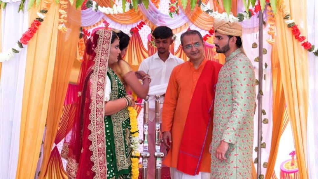Abhay and Anokhi gets married