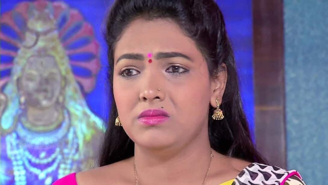 Bhumika is worried about meeting Arjun.