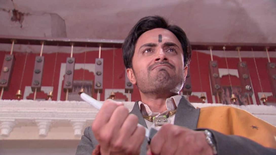 Ajay cuts his hand!