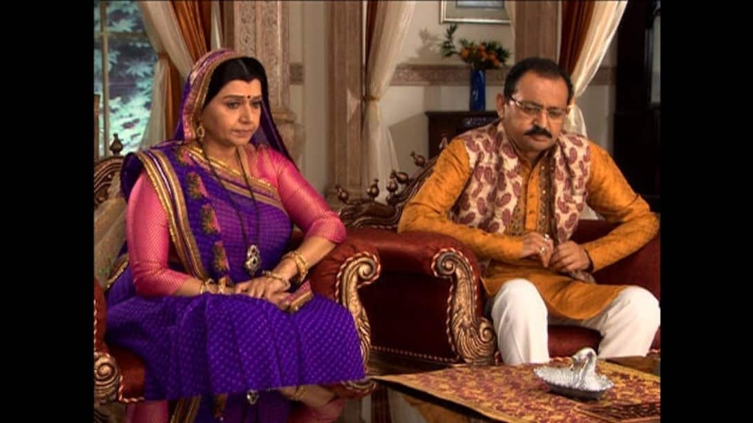 Raghuvendra and Tapasya visit Ichha's home