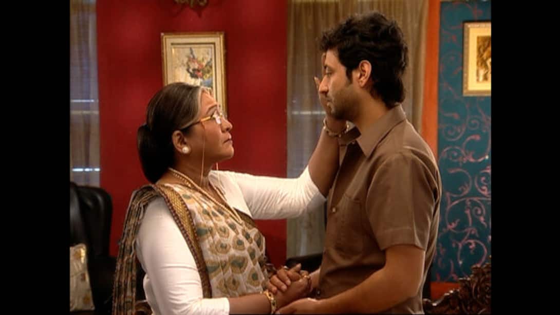 Pushkar and Rohini come back to Jogi's house