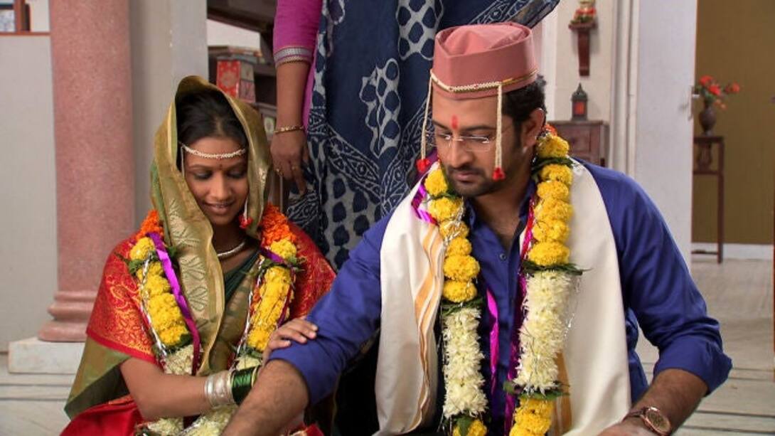 Dev and Kamala get married