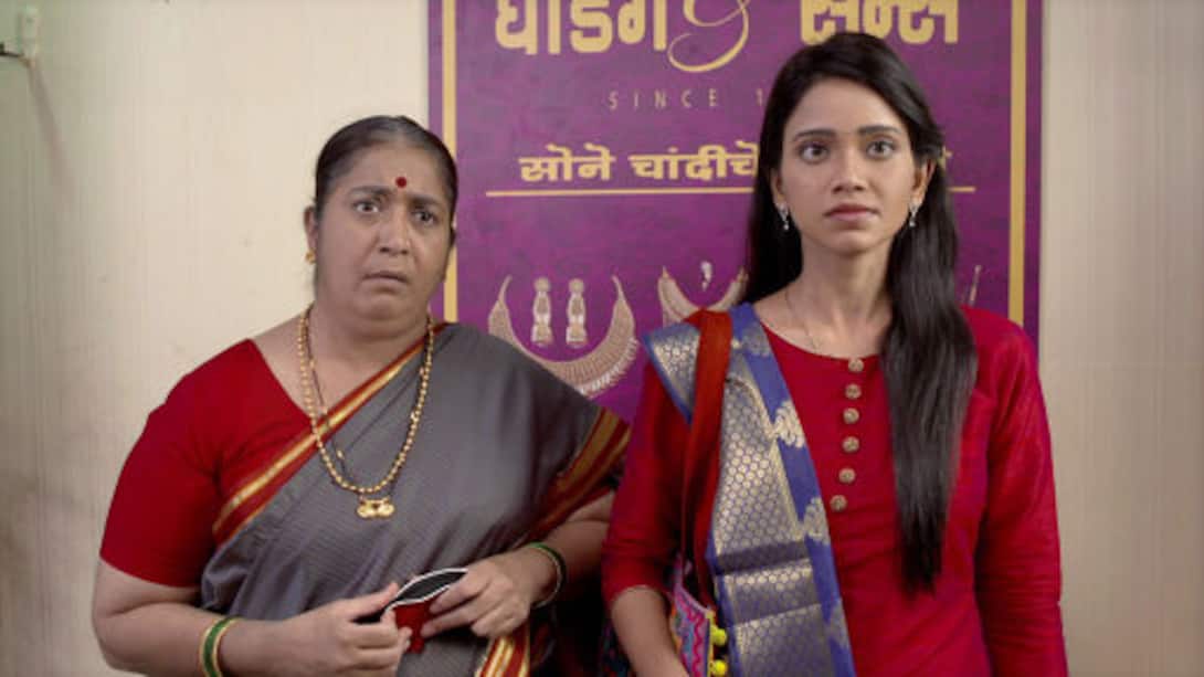 Amruta confronts the Ghadges