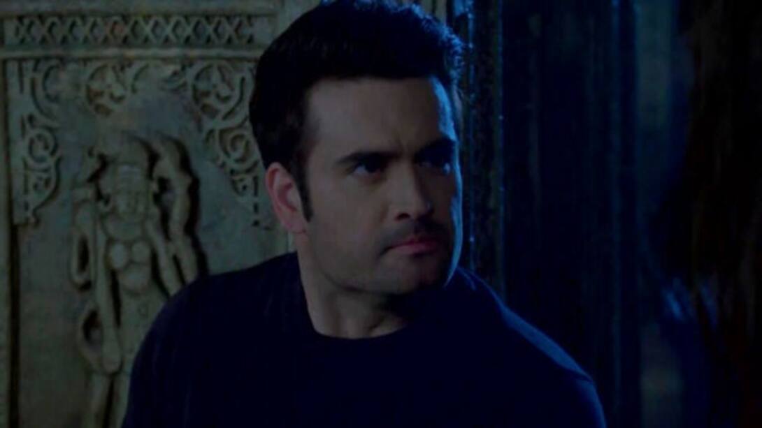 Ranveer tries to blame Suhani
