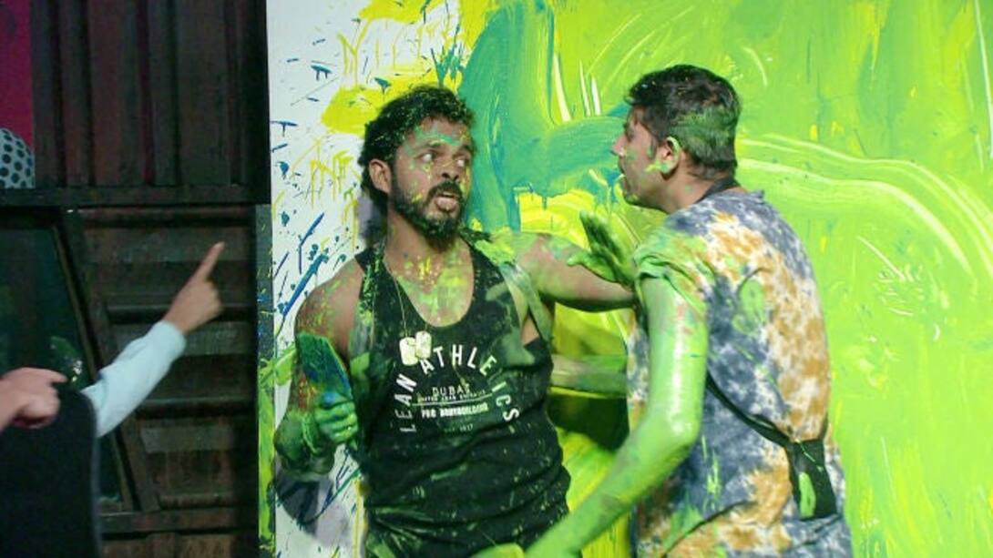 Watch A Chaotic Paintoff! Video Online(HD) On JioCinema