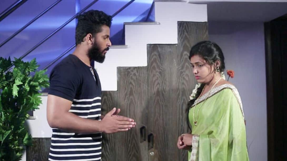 Bhoomika decides to come clean about Akash