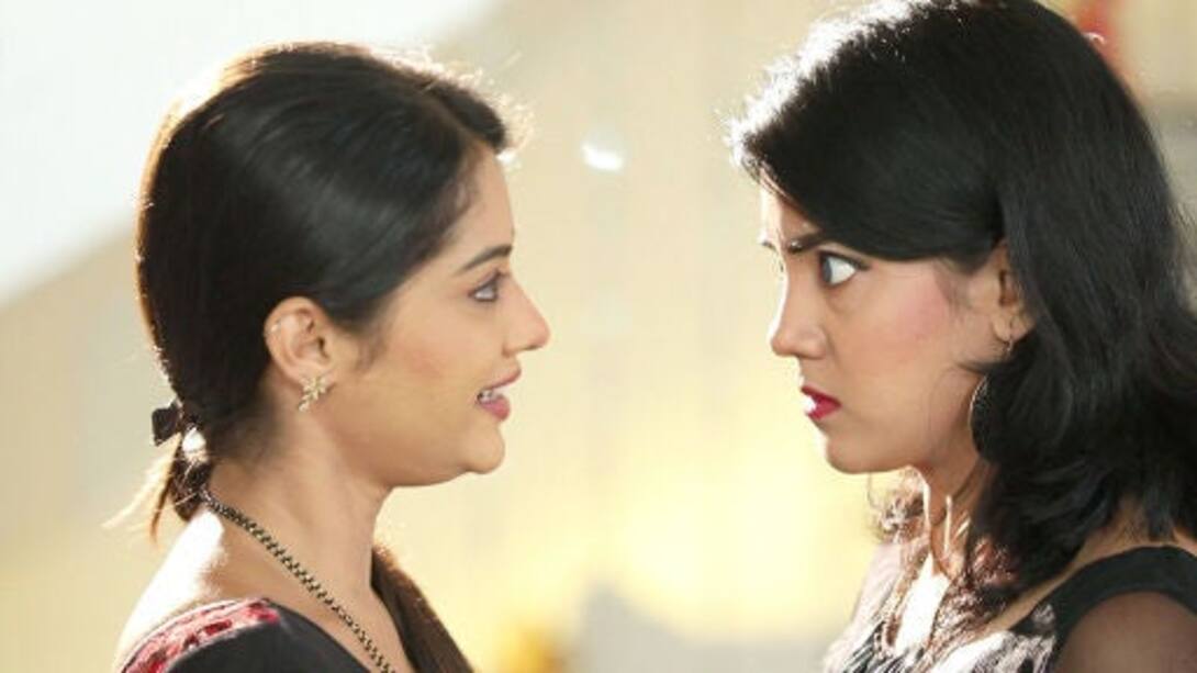 Will Nandini reveal Kanchana's secret?