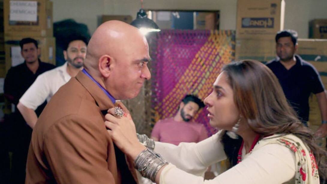 Bhanu Pratap stabs Imli