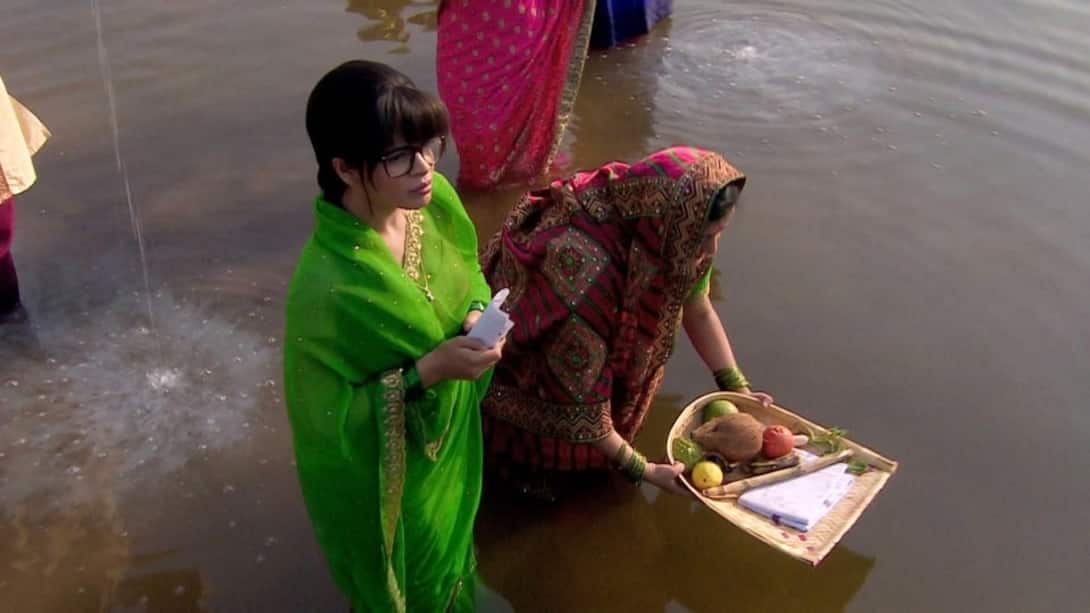 Thapki and the Pandeys perform 'Chhath puja'