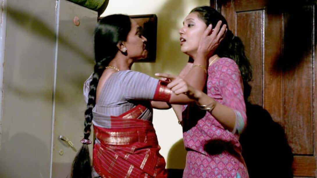 Ragini is tormented by a nightmare!
