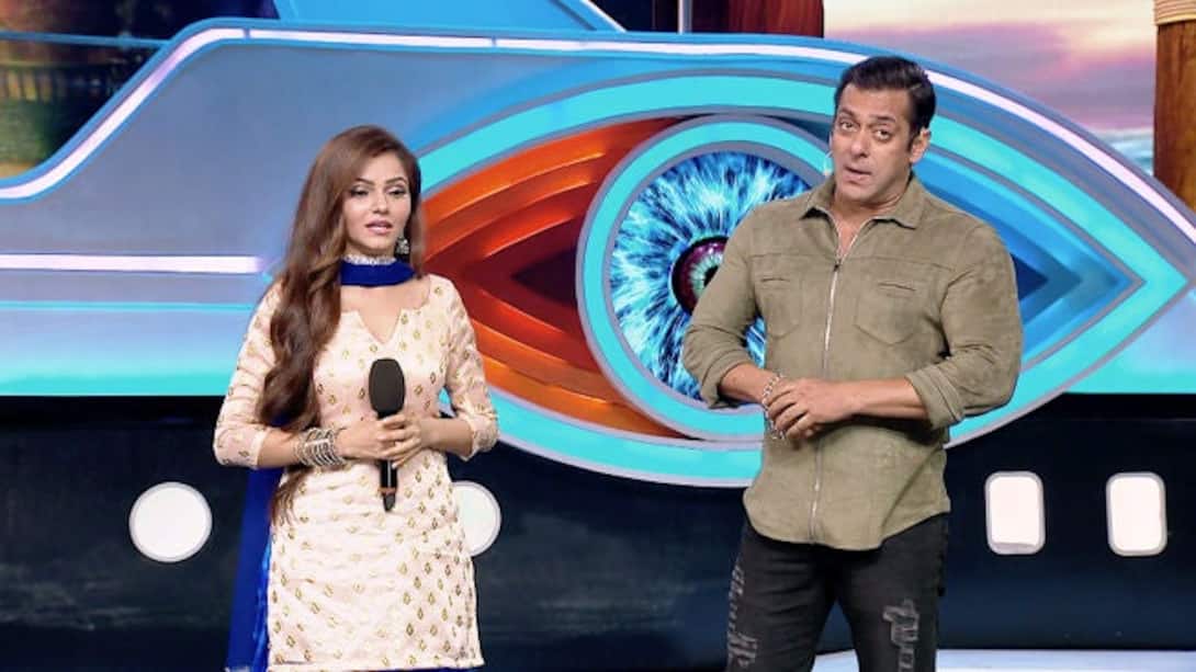 OMG! Salman Khan helps Soumya!