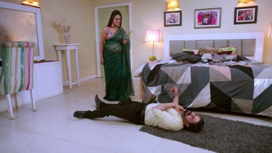 Vishaka kills Yuvraj