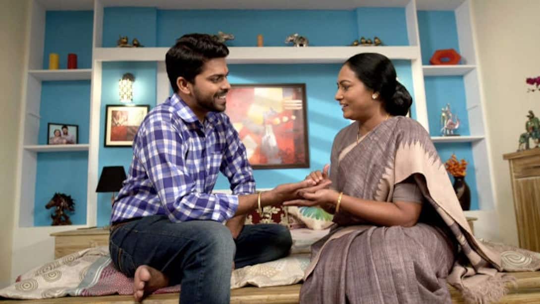 Aai requests Malhar to marry