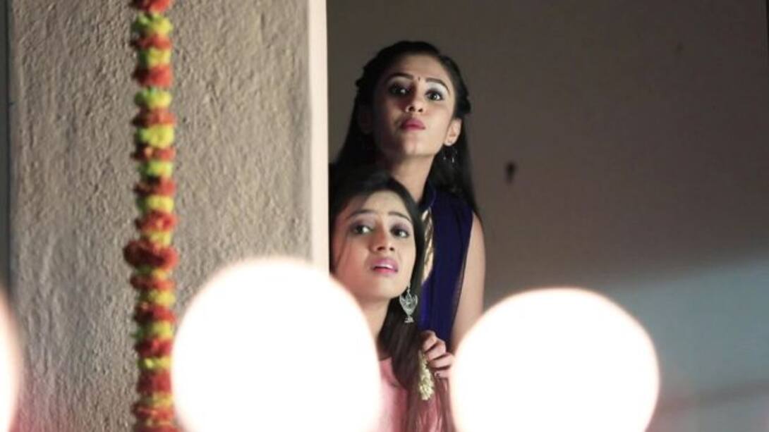 Bindu and Suchitra's mischief!