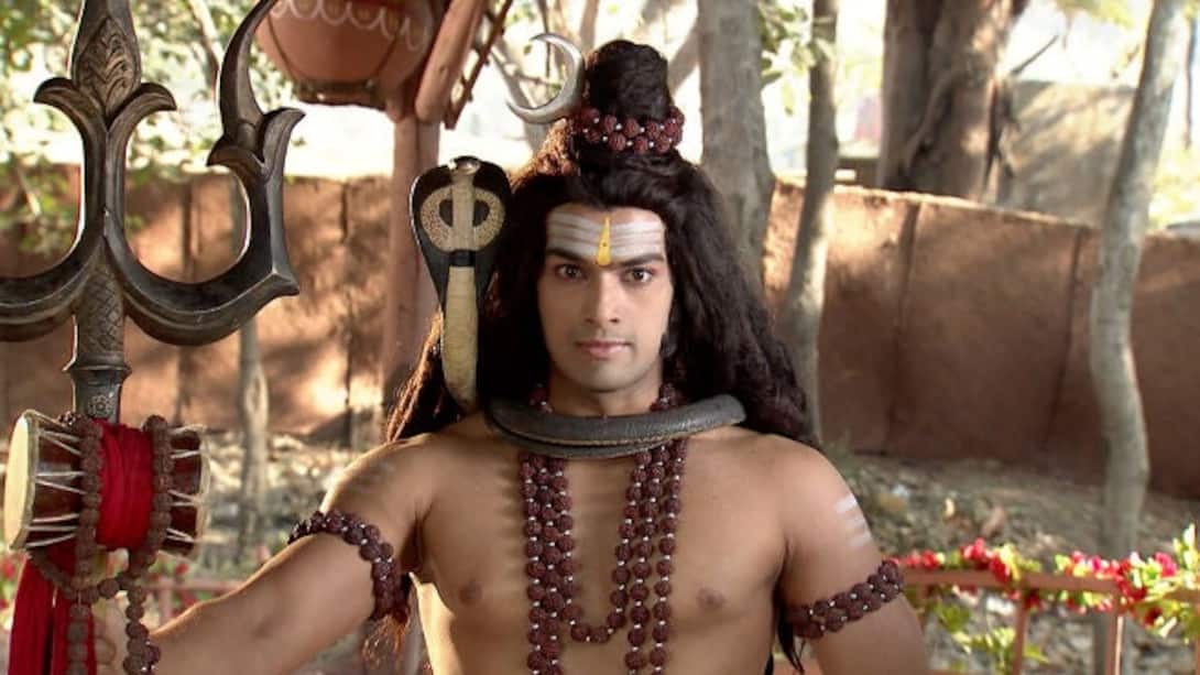 Shiva rushes to Sukracharya's aid