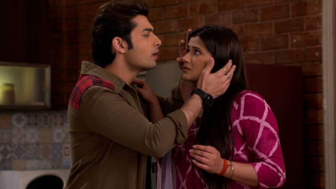 Love blossoms between Rishi and Tanuja!