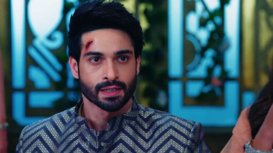 Watch Naagini Season 4 Episode 37 : Can Dev Protect His Family? - Watch ...