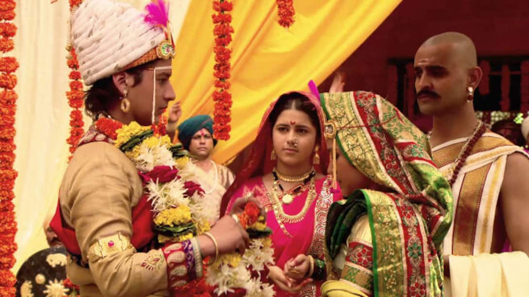 Shivaji marries Soyarabai
