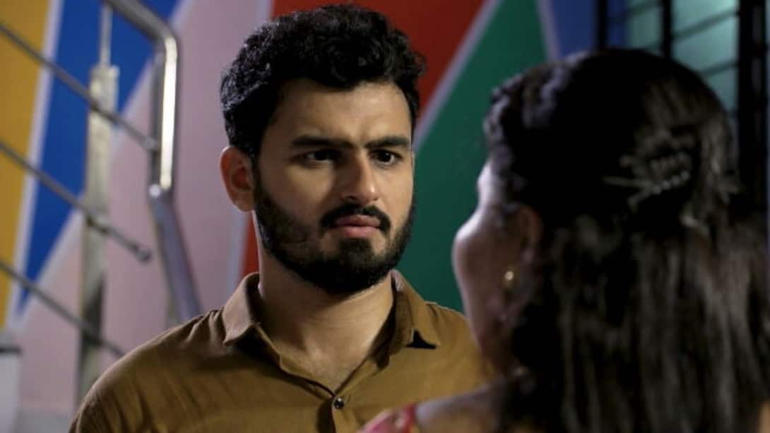 Abhay takes care of Anokhi