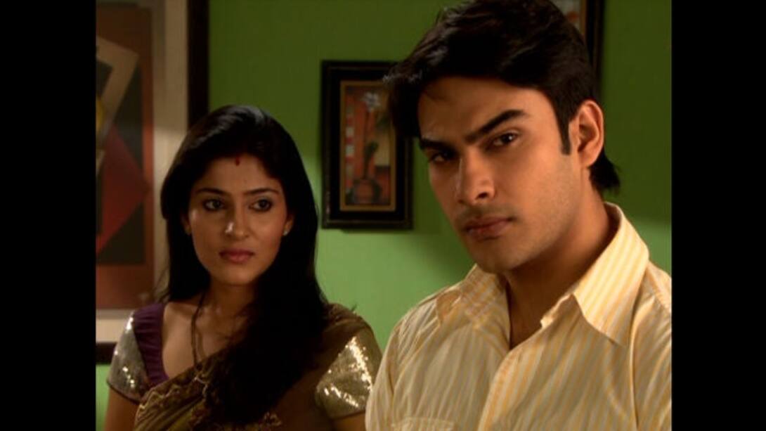 Jhanvi manages to avoid Param