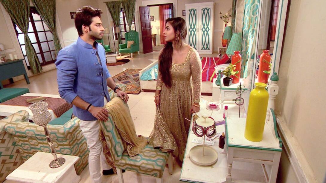 Chakor decides to lives Suraj's wife