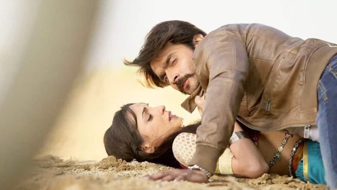 RUDRA SAVES PARVATI FROM GOONS