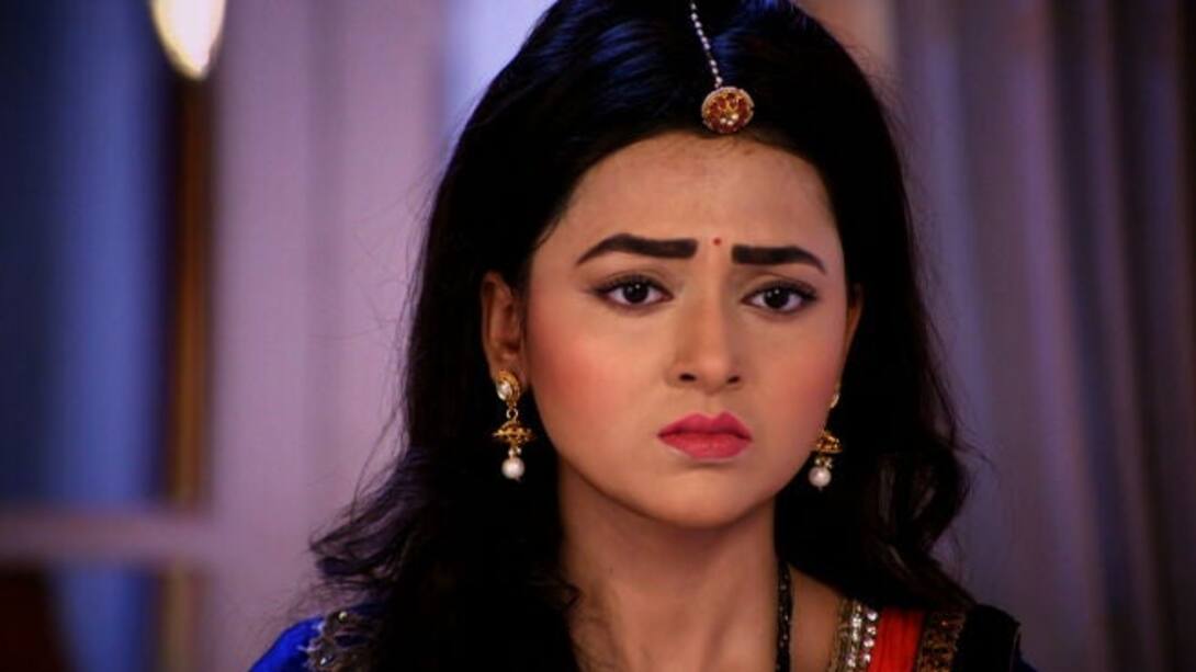 Is Kahini hiding something from Katha?