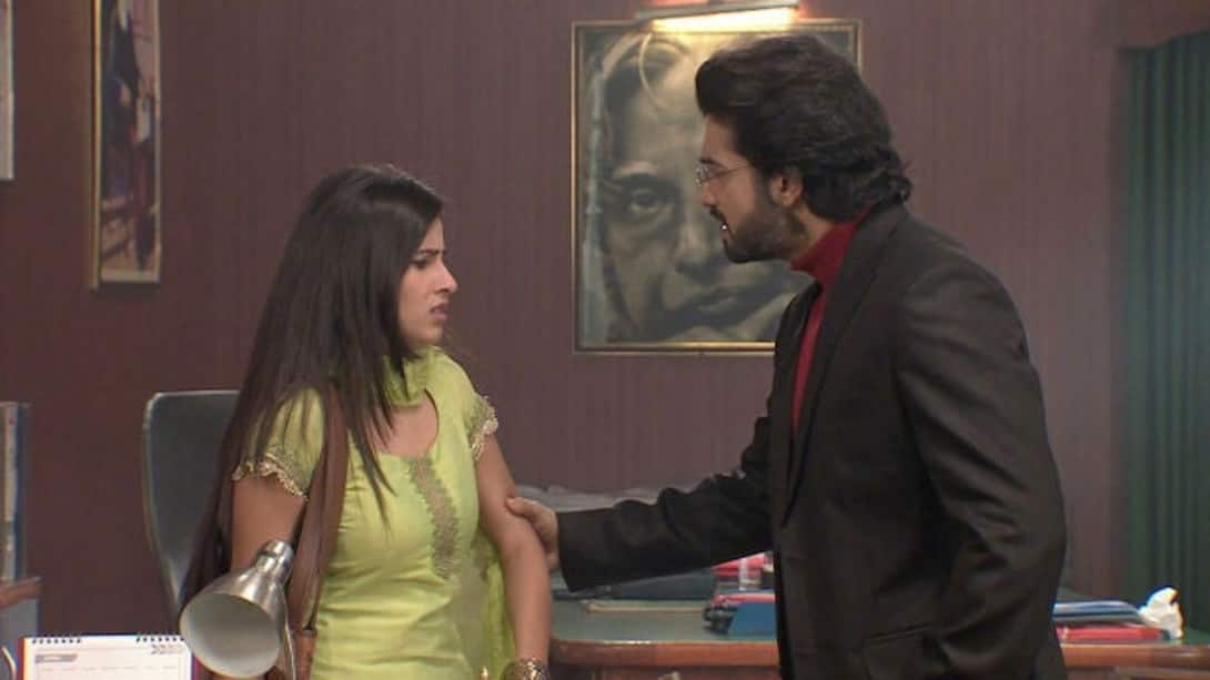 Anuja accused of stealing!