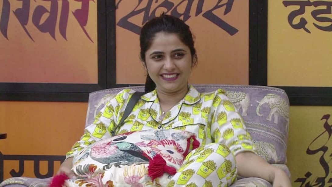 Watch Veena’s Birthday Celebration Video Online(HD) On JioCinema