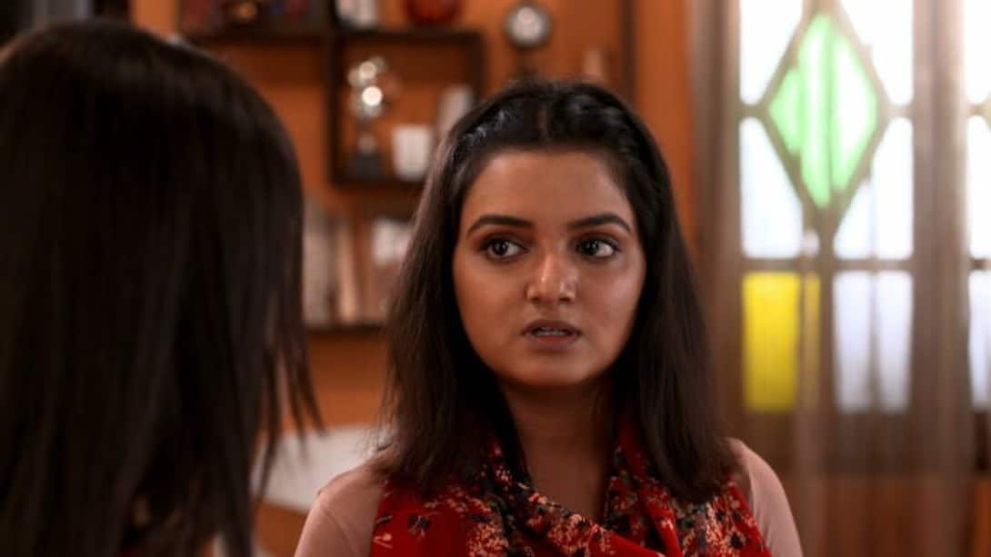Pakhi steals money for Mou