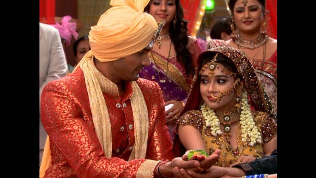 Mukta interrupts in Meethi's marriage