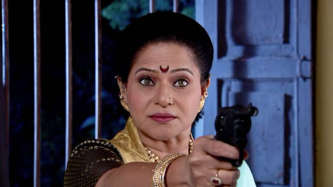 Nirmala kills Chaluki's kidnapper