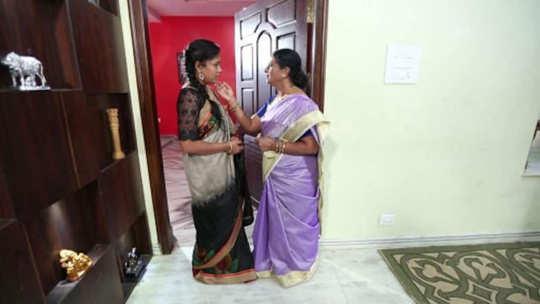 Lalitha tells Bhoomika about 'Bheemana Amavase'