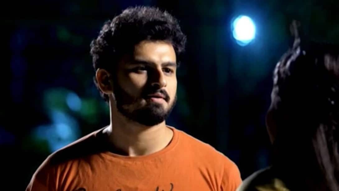Abhay seeks Anokhi's support!