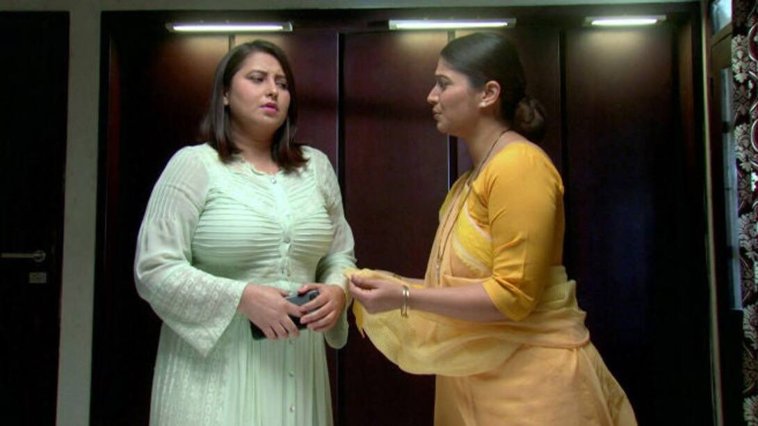 Kokila pleads with Madhuri
