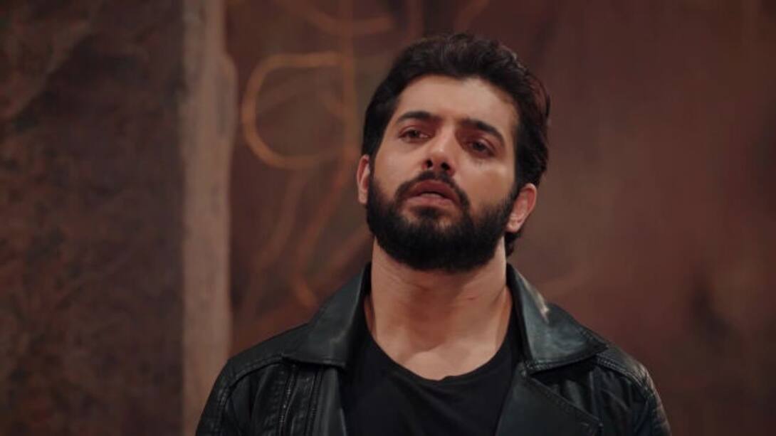 Veer gets wounded!