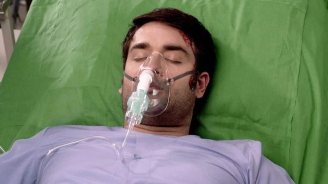 Harman meets with an accident!