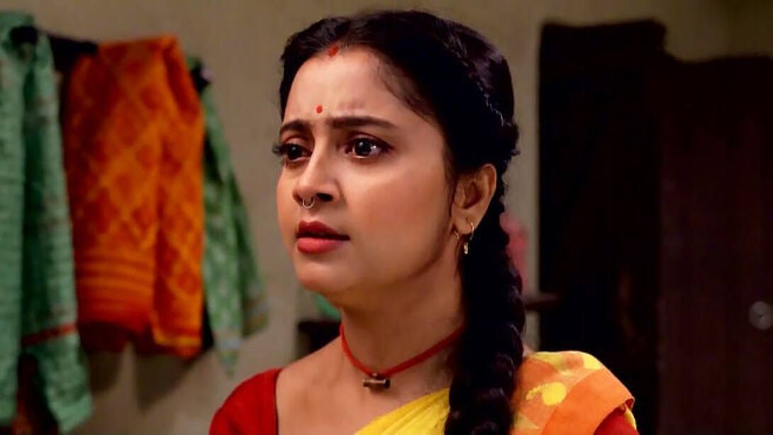 Watch Durga's Promise To Her Father! Video Online(HD) On JioCinema