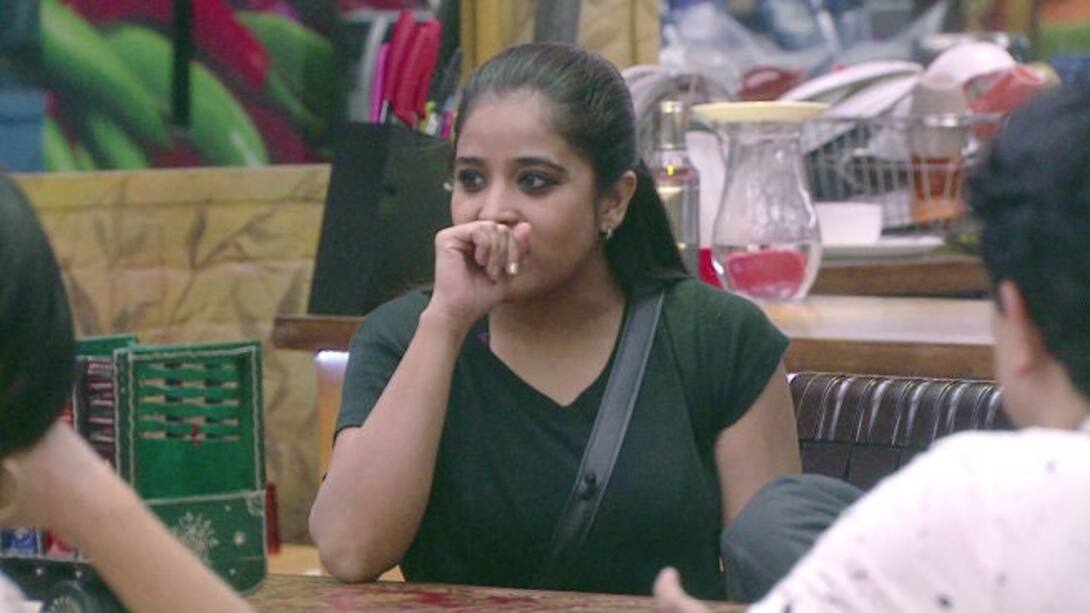 Watch Neha Recalls A Funny Incident! Video Online(HD) On JioCinema