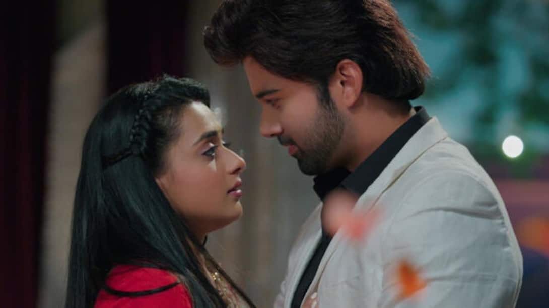 Aarav and Simar get romantic