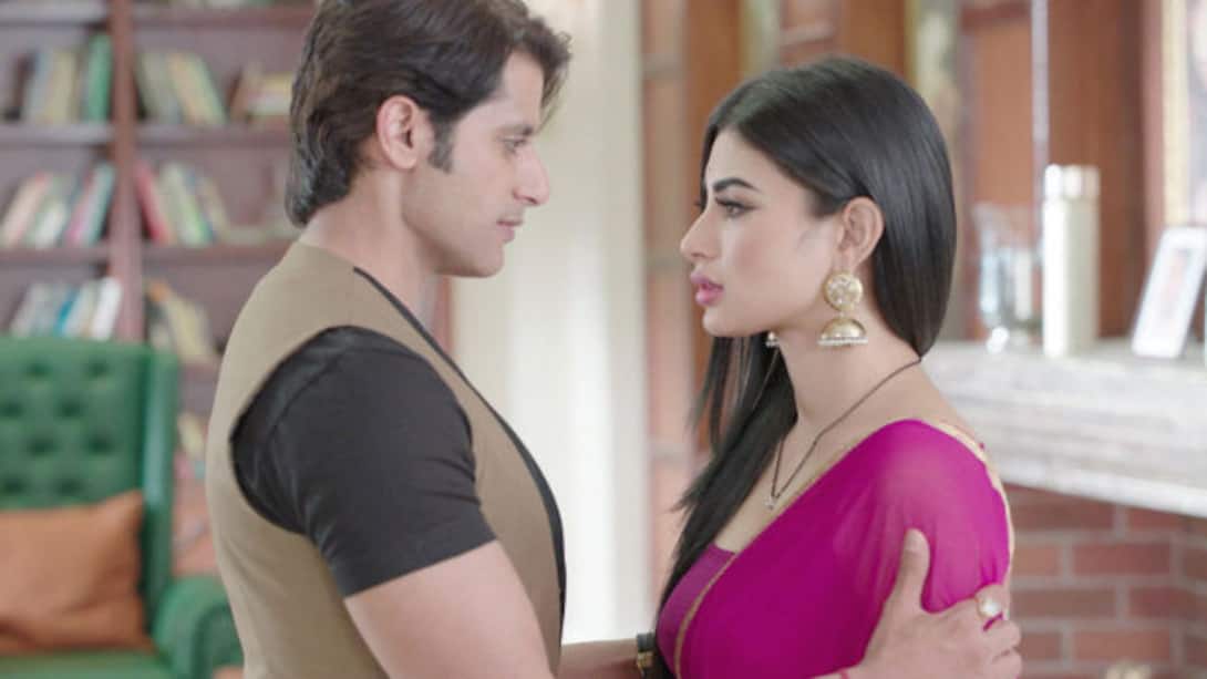 Has Shivani gained Rocky's trust?