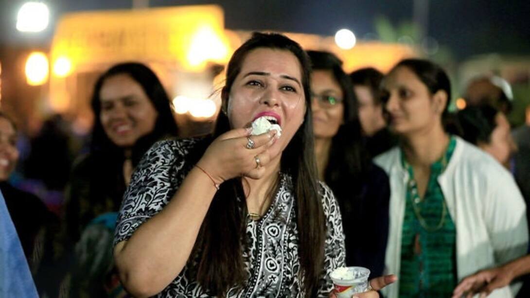 Watch Daily Bonus Season 1 Episode 1014 The Ice Cream Game! Watch