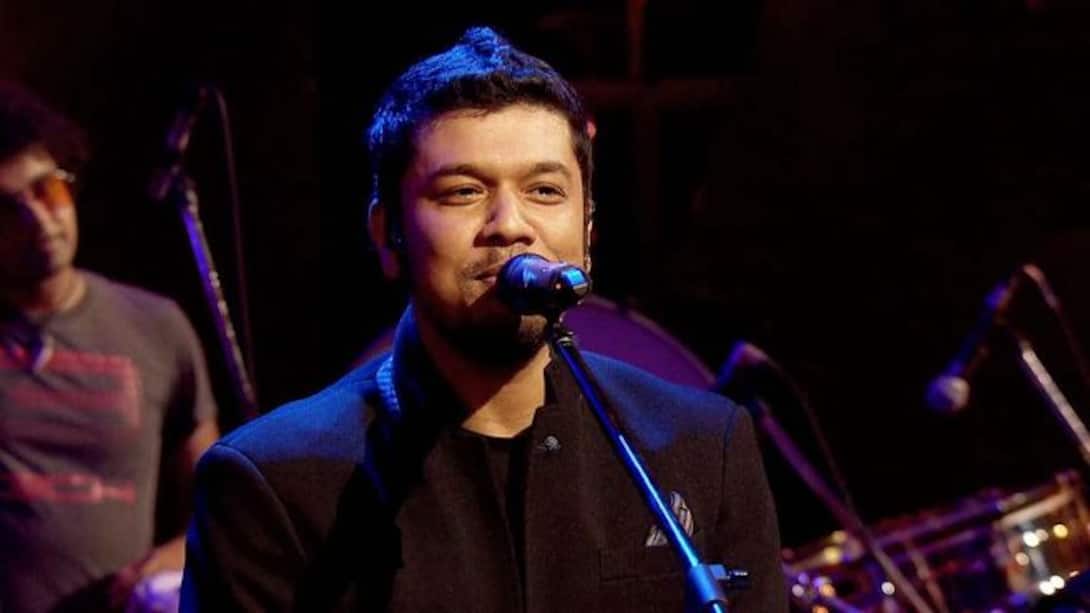A PERFORMANCE BY PAPON