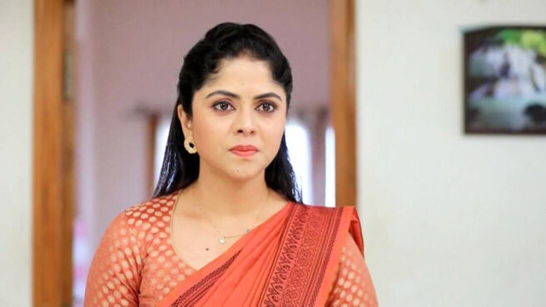 Watch Bhanumathi Orders Sitara Video Online(HD) On JioCinema