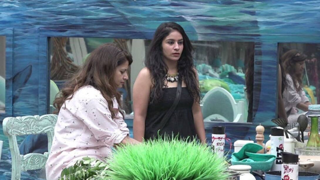 Watch Desperate For Luxury Budget Video Online(HD) On JioCinema